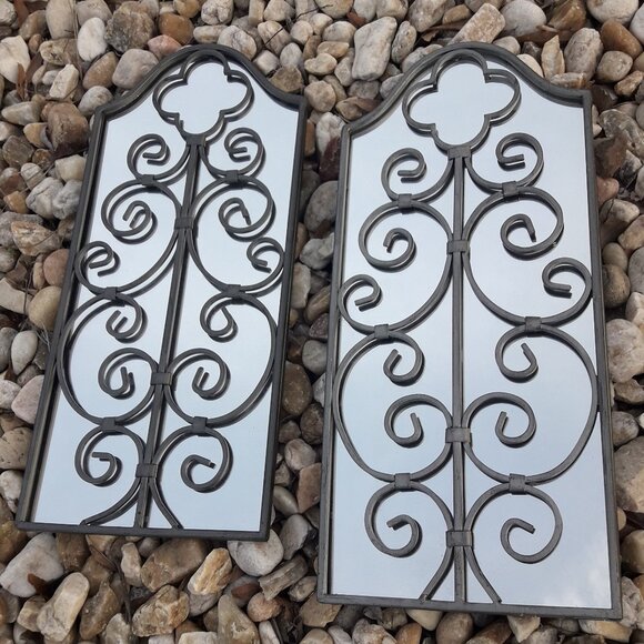 2 Mirrors Set of 2 Wall Mirror Wrought Iron Metal and Glass Vintage Wall Hanging - Picture 7 of 10